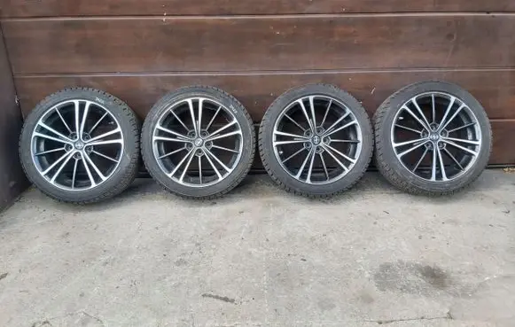 Toyota GT 86 R17 alloy rim 