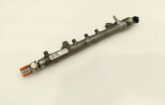 Volkswagen Caddy Fuel main line pipe 03L130089B 700000332