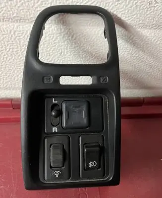 Nissan Primera Mirror switch trim 321025 241390