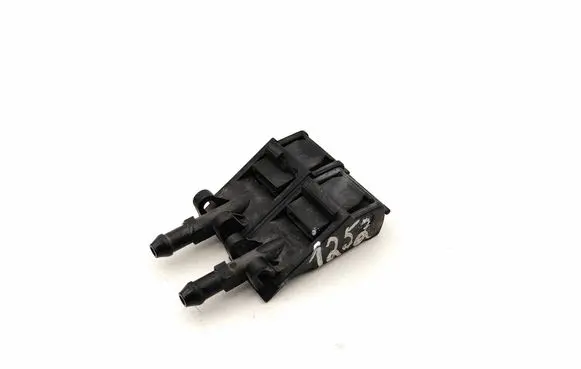 Volkswagen Bora Windshield washer spray nozzle 6E0955985