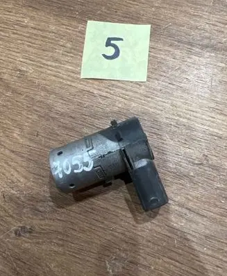 BMW 5 E60 E61 Parking PDC sensor 6989081