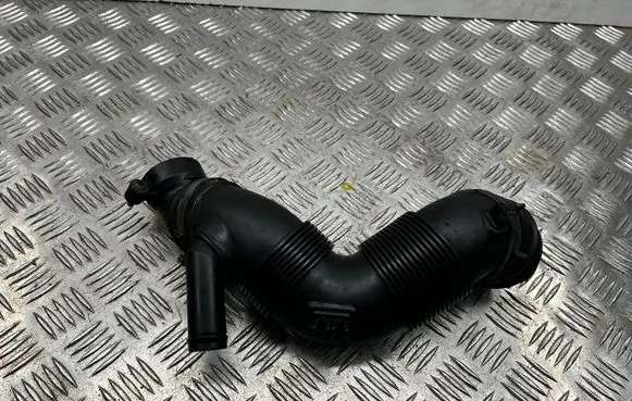Skoda Octavia Mk2 (1Z) Air intake hose/pipe 3C0129654M