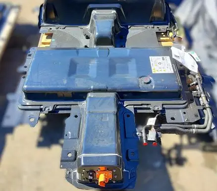 Opel Corsa F Hybrid / electric car battery 9847028980