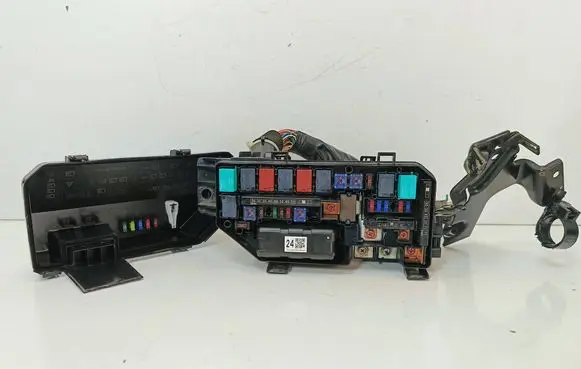 Honda Accord Fuse box set 310070148