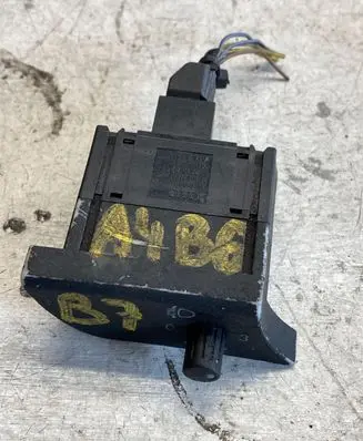 Headlight level height control switch