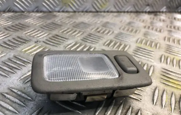 Nissan Murano Z50 Front seat light
