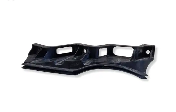 Volkswagen PASSAT B6 Front bumper mounting bracket 3C0807890
