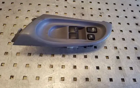 Nissan Almera N16 Electric window control switch 80961BM500
