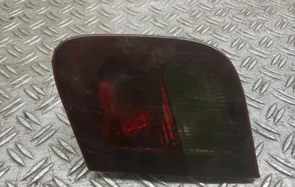 BMW 3 E46 Tailgate rear/tail lights 