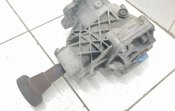 Ford Kuga I Gearbox transfer box case 8V417L486AD 7530112190