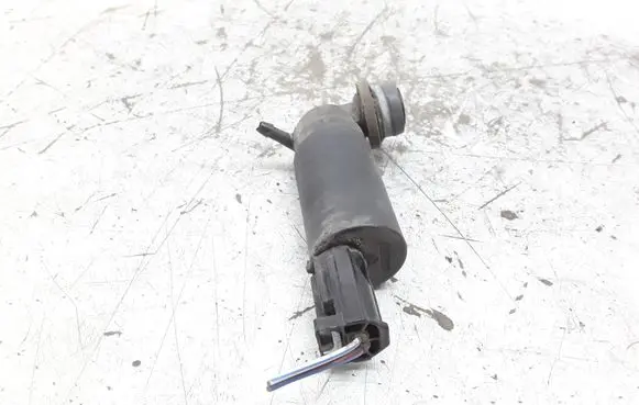 Toyota Avensis T250 Windscreen/windshield washer pump