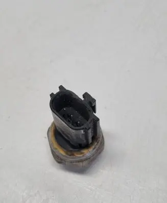 Nissan X-Trail T31 Air conditioning (A/C) pressure sensor 42CP811 M013CZ5