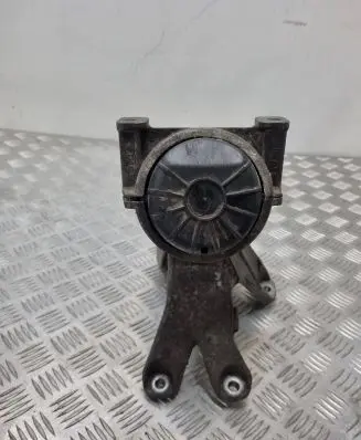 Audi A4 S4 B8 8K Engine mount bracket 8K0199381