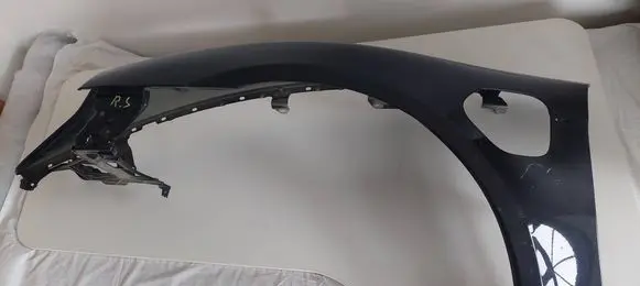 Porsche Taycan 9J1 Fender 9J1805625