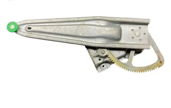Toyota Yaris Front door electric window regulator 