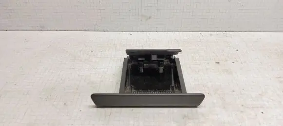 Peugeot 307 Car ashtray 9637031977 226311N2
