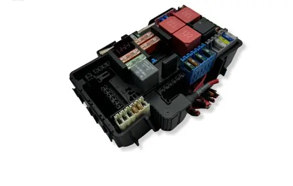 Mercedes-Benz C W205 Fuse box set 