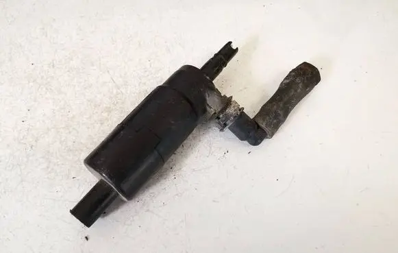 Volkswagen Golf IV Headlight washer pump 26274 20150207