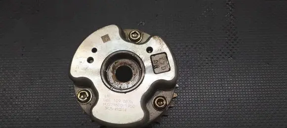 Audi A6 C7 Camshaft vanos timing valve 06e109083n