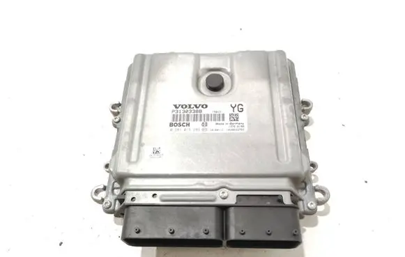 Volvo XC70 Engine control unit/module P31303388 1039S33755 0281015286