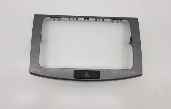Volkswagen PASSAT B7 Radio/GPS head unit trim 3AA858069D