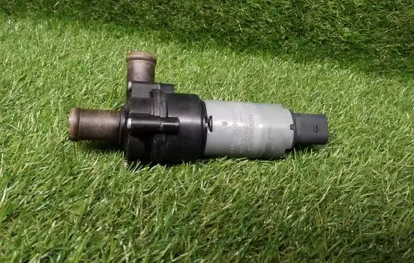 Volkswagen Sharan Electric auxiliary coolant/water pump 3D0965561D 0392020073