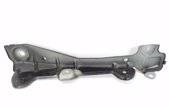 Mercedes-Benz ML W164 Fender mounting bracket A1648800014