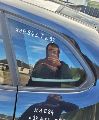 BMW X1 E84 Front triangle window/glass SZYBAKAROSERYJNA