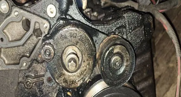 Jeep Grand Cherokee (WK) Generator/alternator belt tensioner A642000070