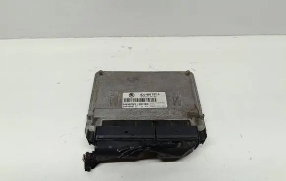 Skoda Fabia Mk1 (6Y) Engine control unit/module 03D906032A 3PD1501 5WP4006007