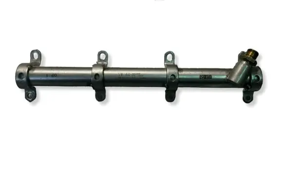 Porsche Cayenne (9Y0 9Y3) Fuel main line pipe 06M133315L