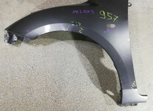 Mazda 3 II Fender