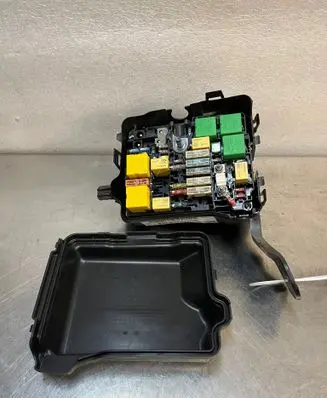 Peugeot 208 I Fuse box set DOPEUGEOT208I1