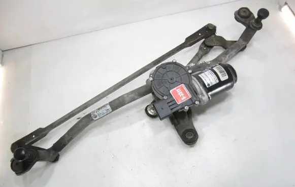 Volkswagen Jetta VI Front wiper linkage and motor 5C7955113A 443122420017 210700DTZ2A0157