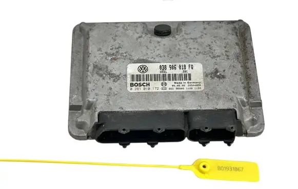 Volkswagen PASSAT B5 Engine control unit/module 038906018FQ