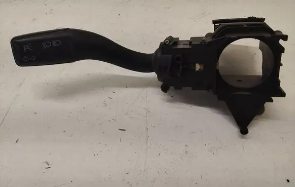 Audi A4 S4 B7 8E 8H Indicator stalk 4E0953513A