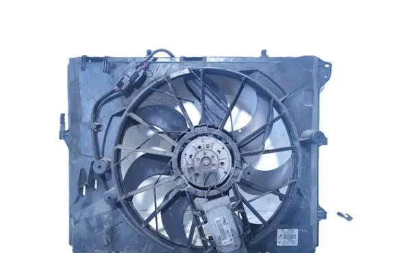 BMW 1 E81 E87 Radiator cooling fan shroud 7563259