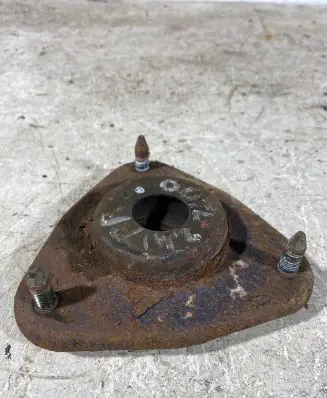 Mitsubishi Outlander Coil spring mount 