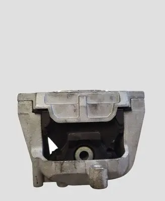 Seat Leon (1P) Engine mount bracket