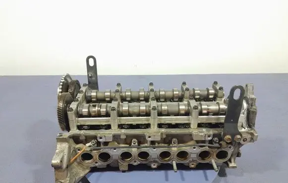 Hyundai ix35 Engine head 221112F000