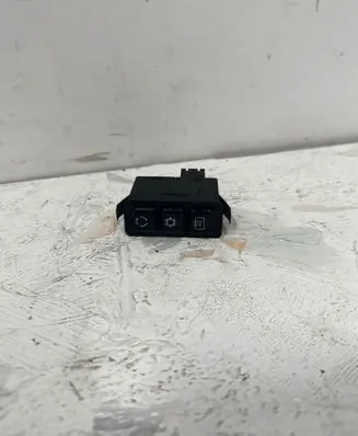 BMW 5 E34 Windscreen/window heater switch 03051000 1391764 6131