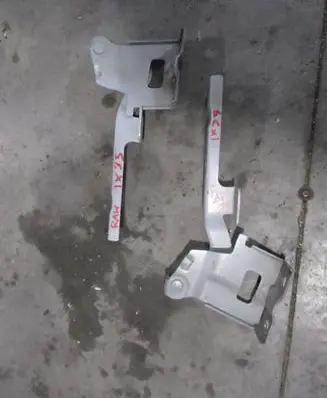 Hyundai ix35 Engine bonnet/hood hinges