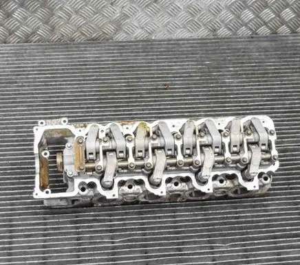 Engine head