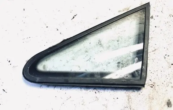 Volkswagen Sharan Front triangle window/glass 