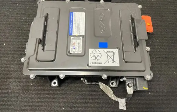 Hyundai Tucson TL Hybrid / electric car battery 375M0D7000 91661D7510