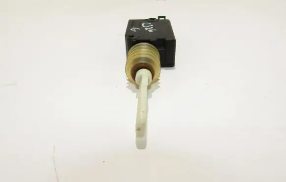 Audi A6 S6 C5 4B Central locking motor 4B9962115