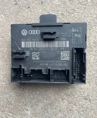 Audi A1 Door control unit/module 8X0959793B