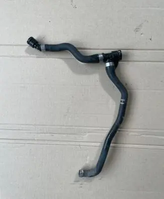BMW X5 F15 Engine coolant pipe/hose 8514081