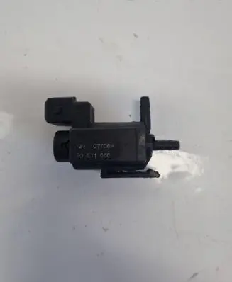 Volvo XC90 Turbo solenoid valve 30611666 07T064 72328111