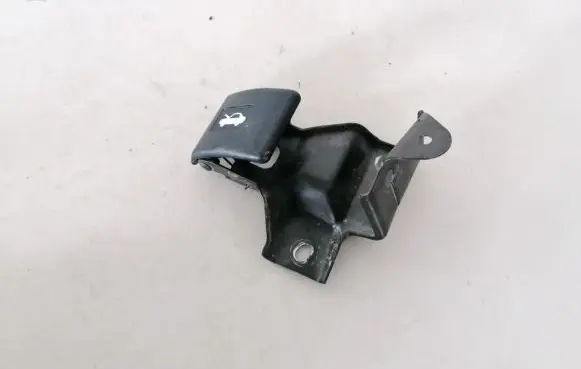 Nissan X-Trail T30 Engine bonnet (hood) release handle